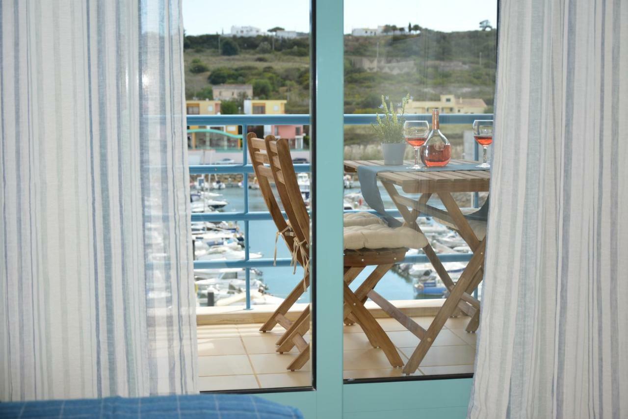Stunning Apartment With Marina Views Albufeira Exterior photo